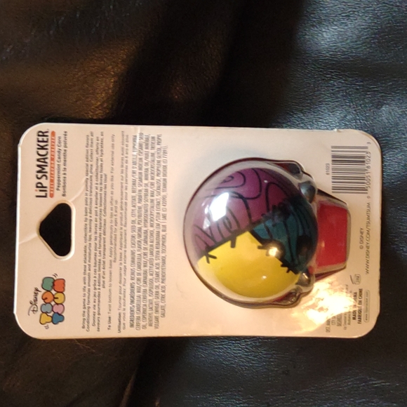 🎃🎄NWT🎃🎄 Nightmare Before Christmas Sally Lip Smacker👄 - Picture 2 of 6